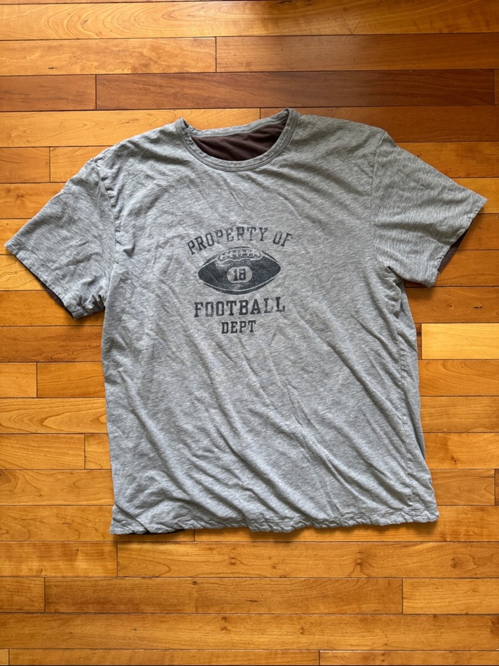 Men's XS / S Gray Football Graphic Short Sleeve Tee